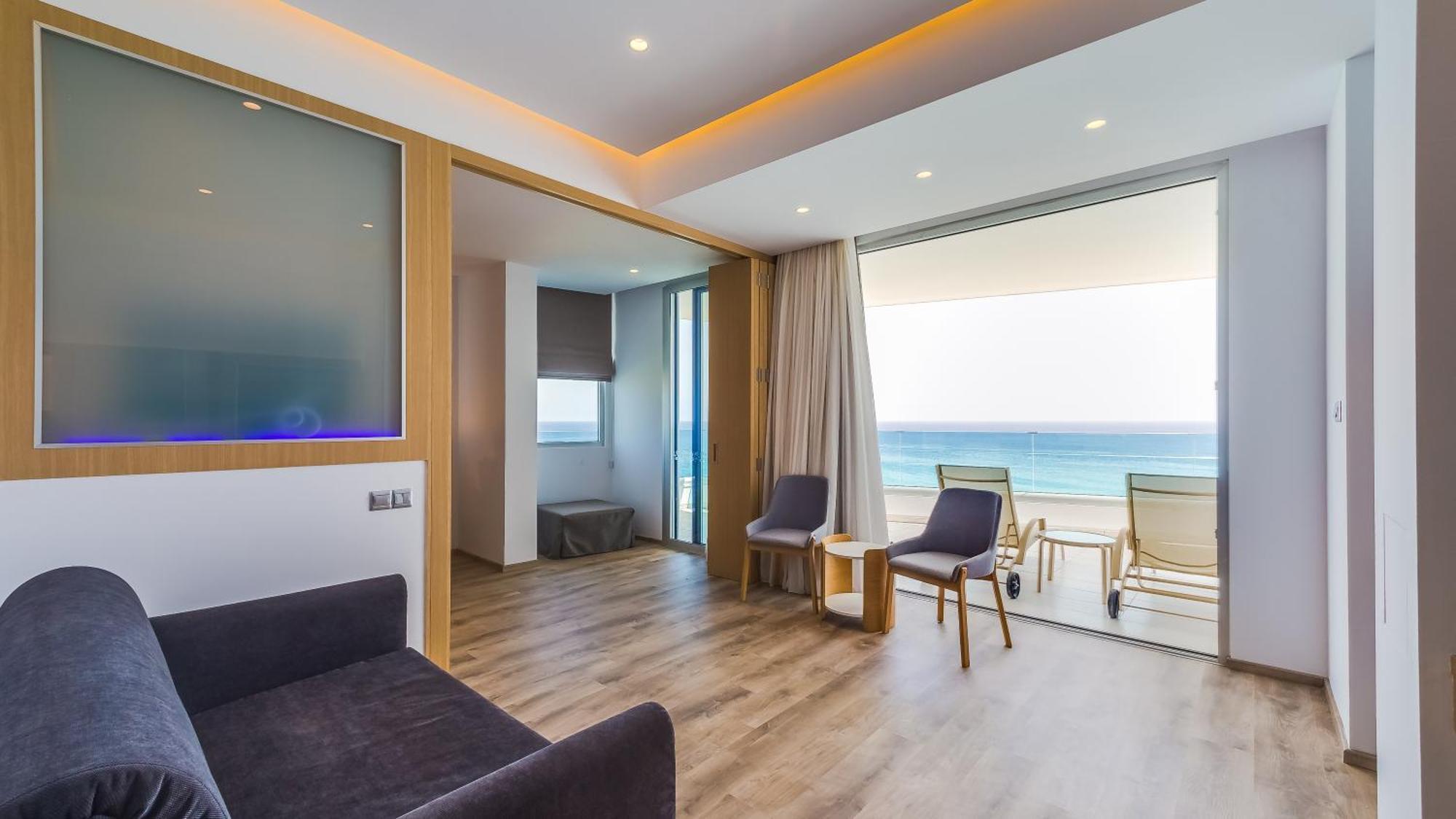 วริสซากี บีช โฮเต็ล Hotel โปรทาราส ภายนอก รูปภาพ