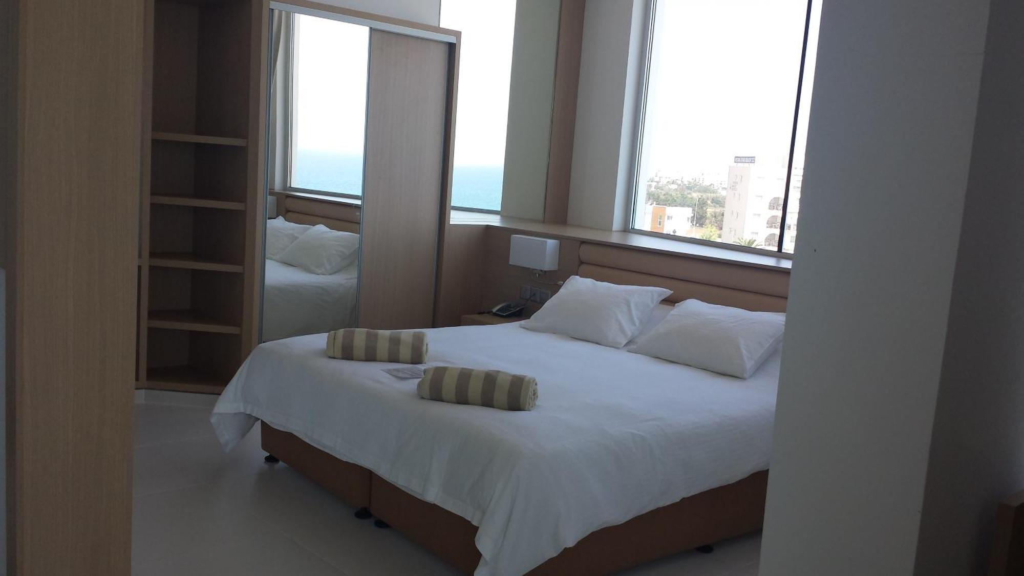 วริสซากี บีช โฮเต็ล Hotel โปรทาราส ภายนอก รูปภาพ