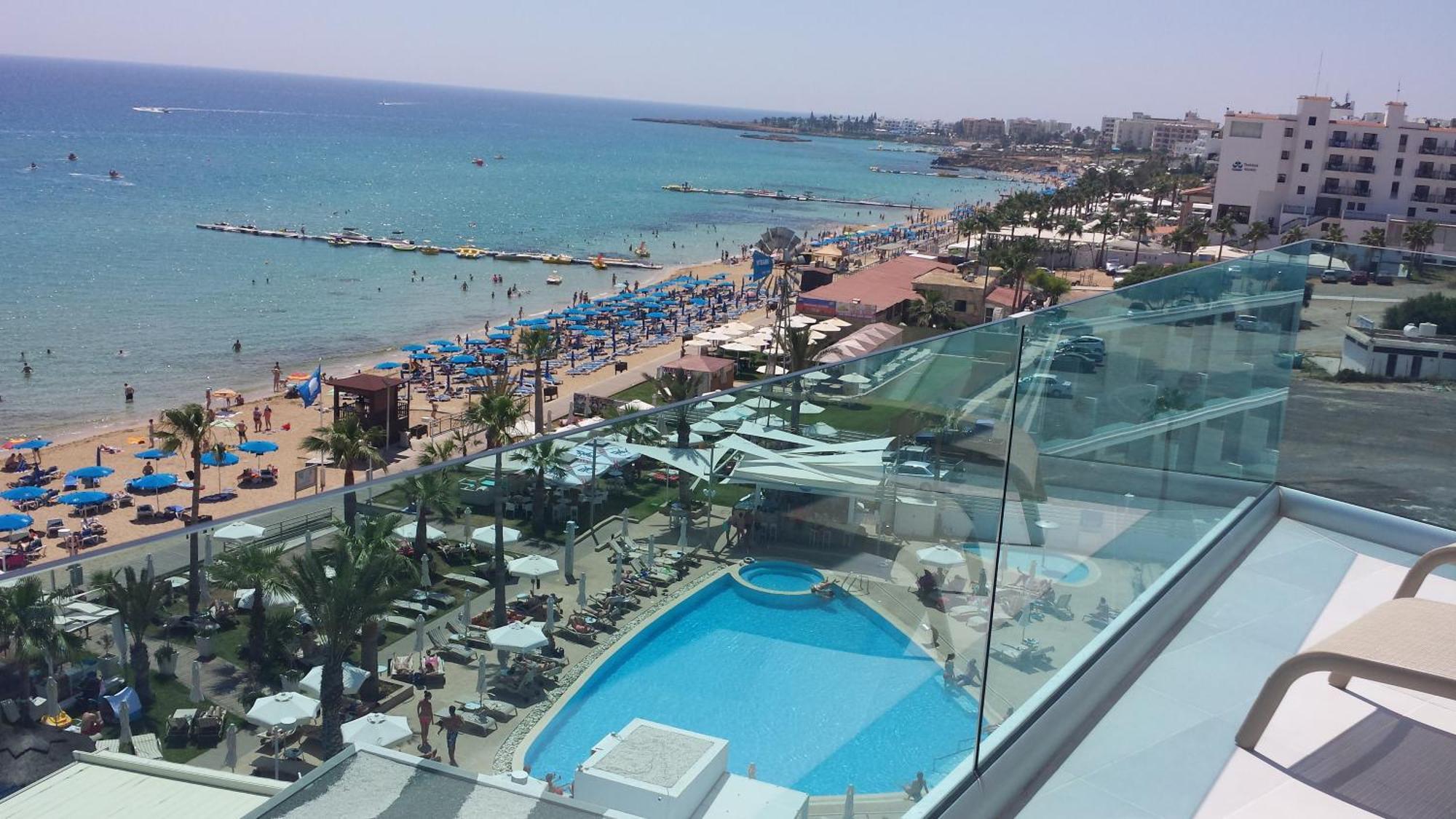 วริสซากี บีช โฮเต็ล Hotel โปรทาราส ภายนอก รูปภาพ