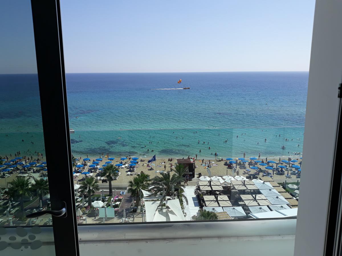วริสซากี บีช โฮเต็ล Hotel โปรทาราส ภายนอก รูปภาพ